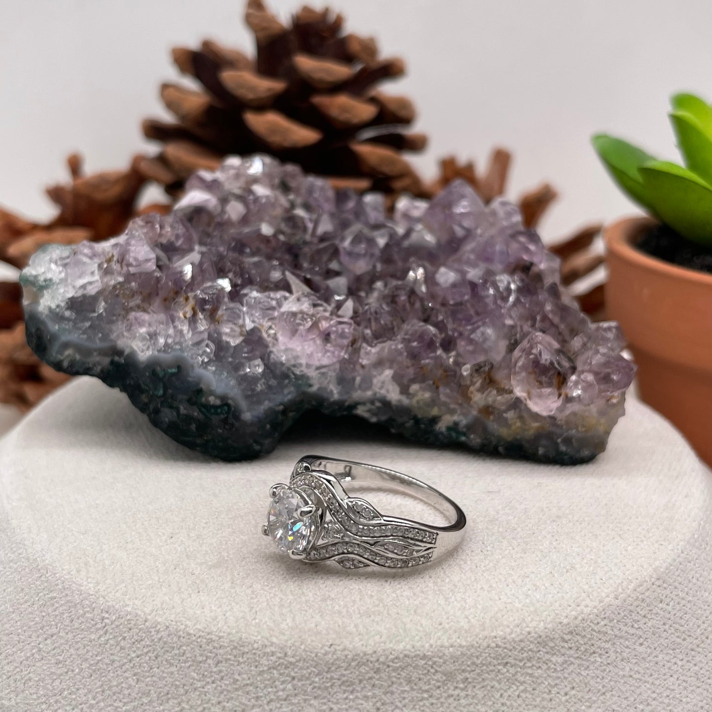 0.83 Carat Round Brilliant Lab Created / Naturel Diamond Engagement Ring Diamond Ring