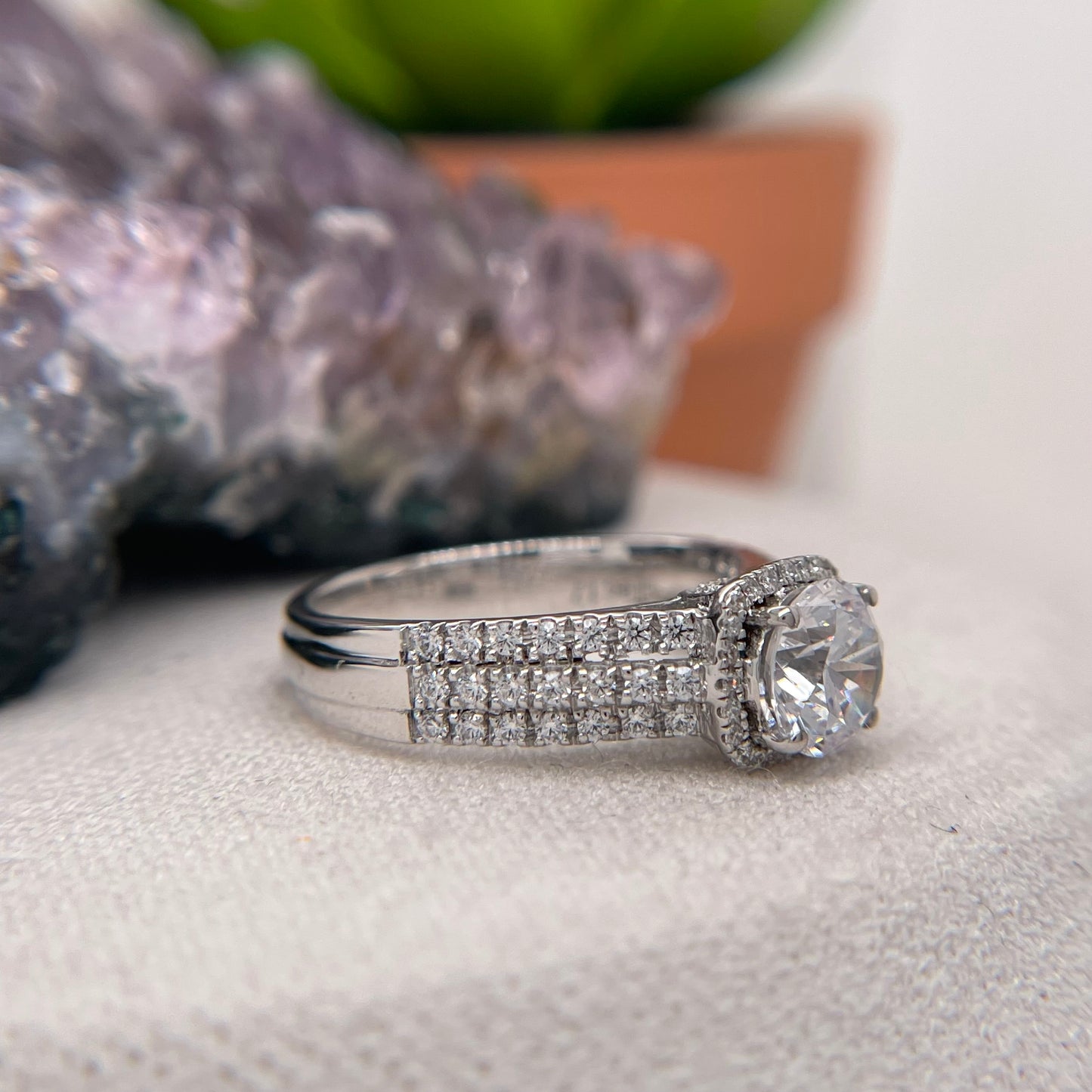 1.60 Carat Round Brilliant Lab Created / Naturel Diamond Engagement Ring Diamond Ring