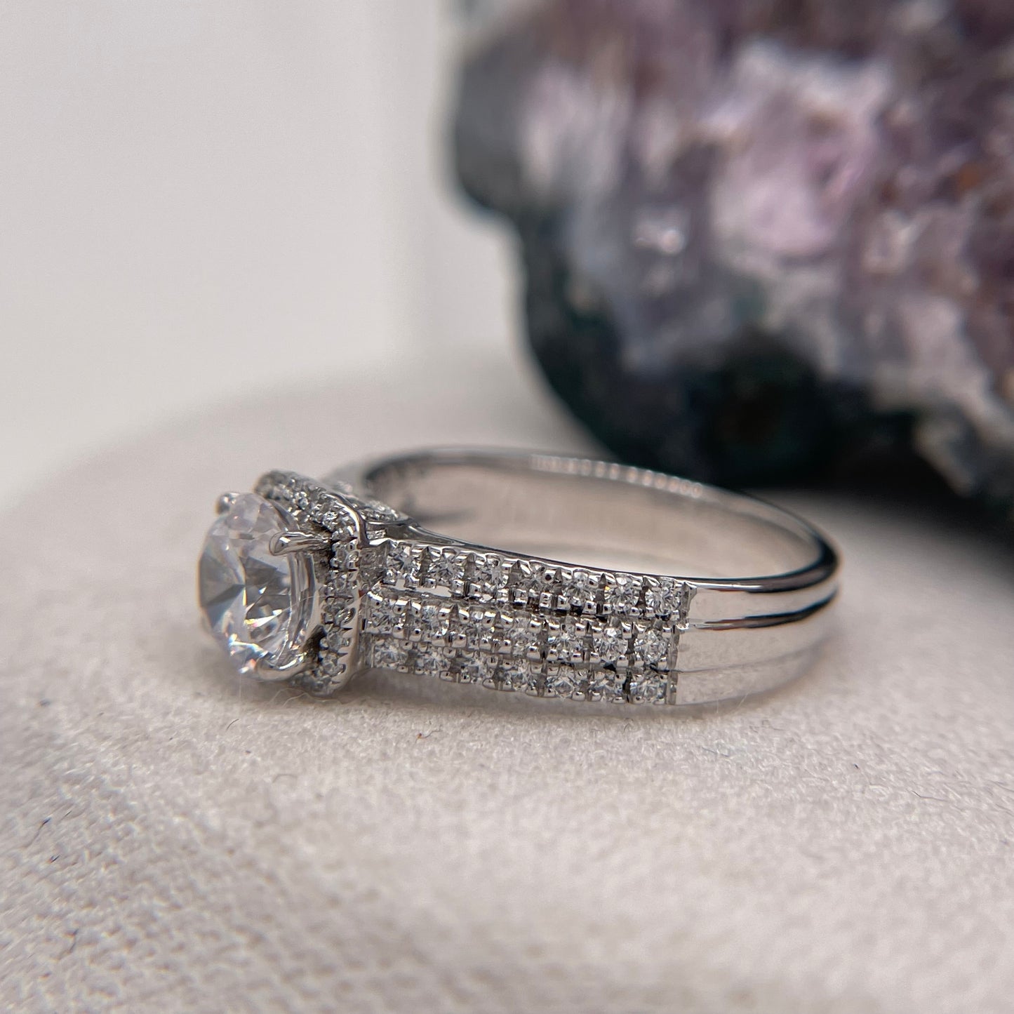 1.60 Carat Round Brilliant Lab Created / Naturel Diamond Engagement Ring Diamond Ring