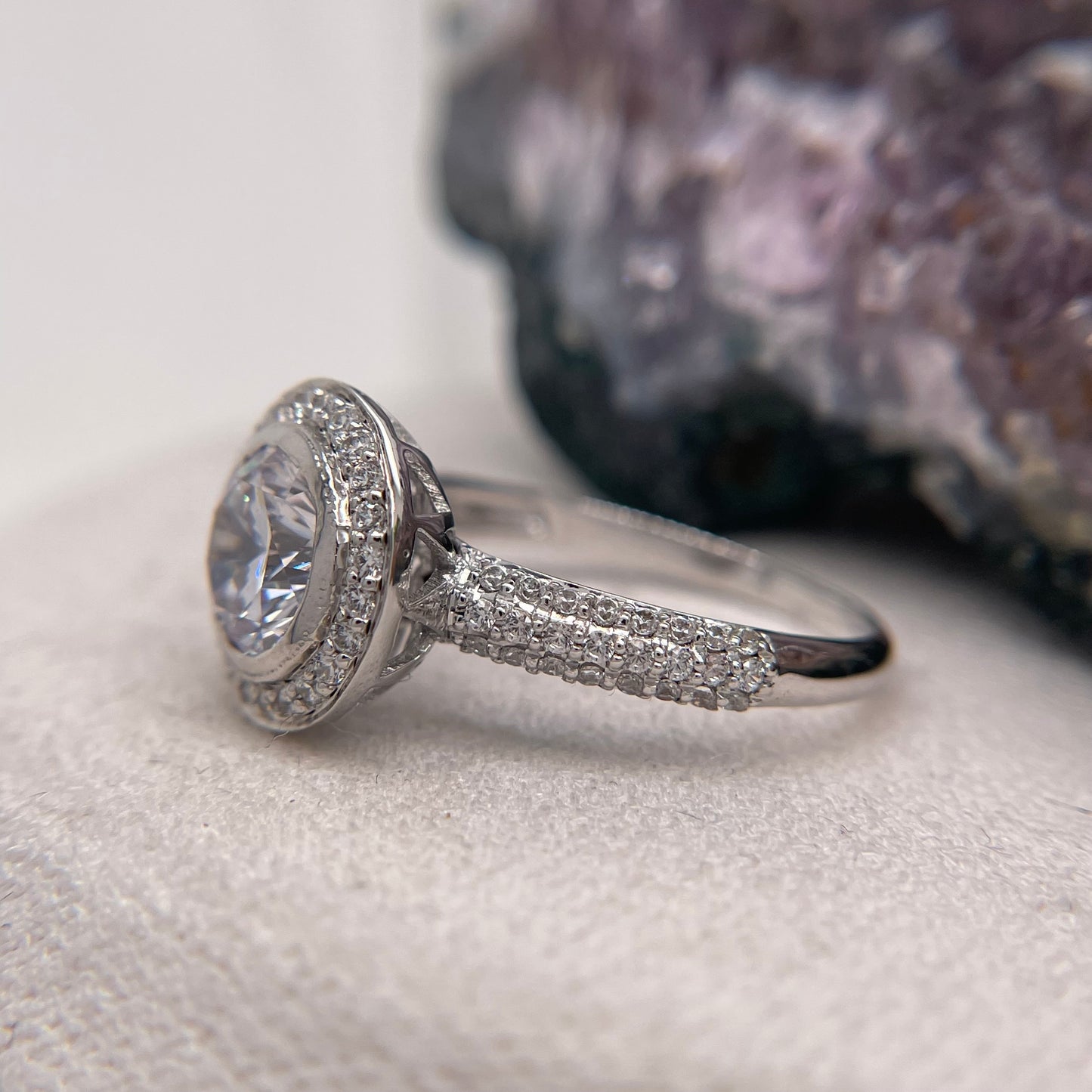 2.44 Carat Round Brilliant Lab Created / Naturel Diamond Engagement Ring Diamond Ring