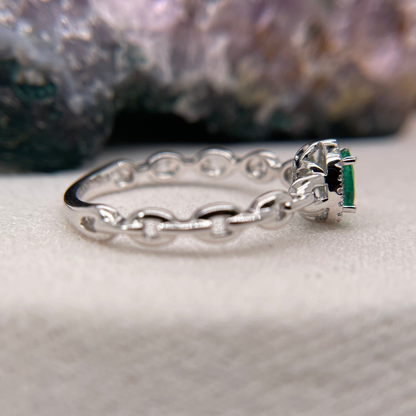 14K White Gold Emerald Ring with Diamond