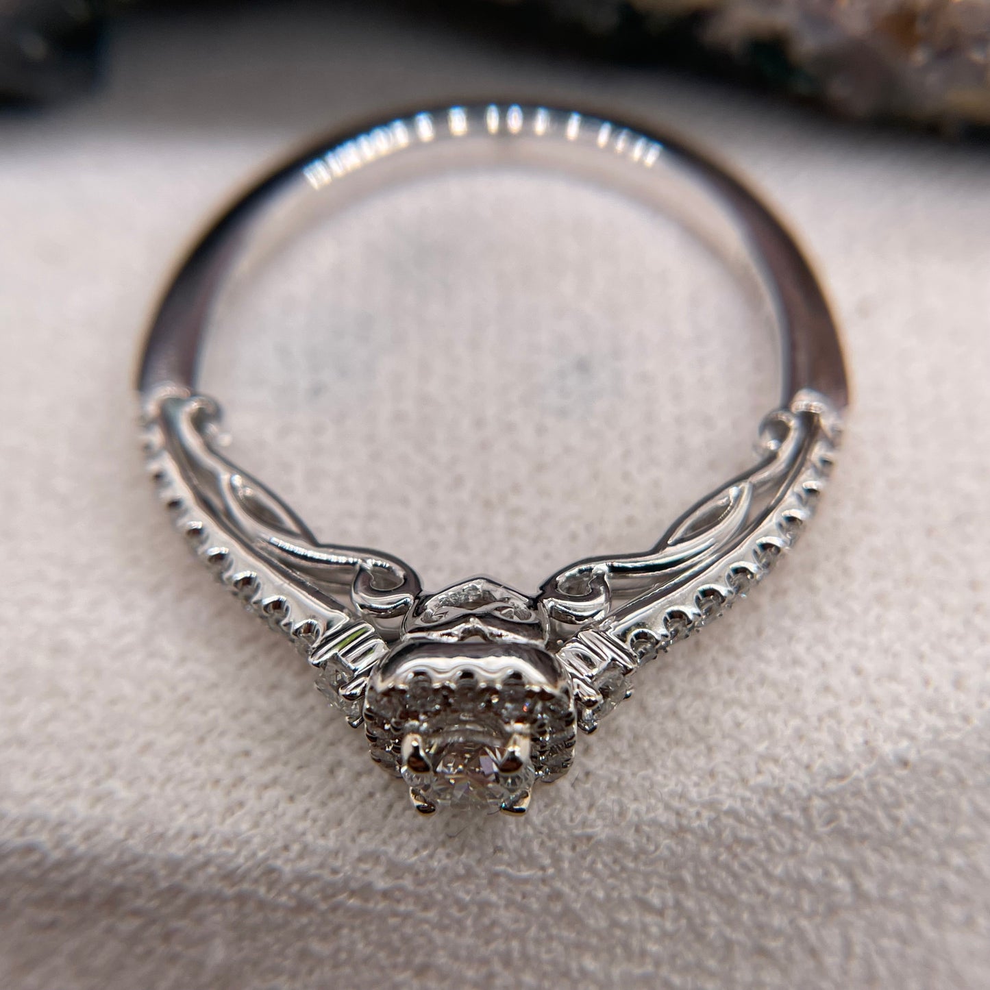 14K Yellow Gold Ring with Diamond