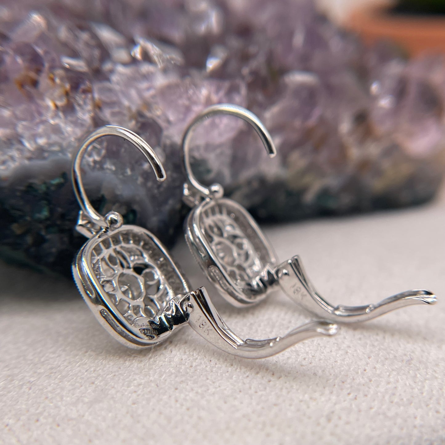 18K White Gold Earrings with Diamond