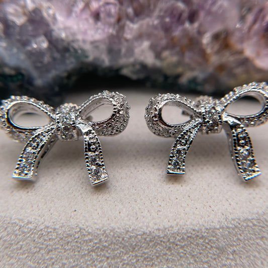 925 Sterling Silver Ribbon Stud Earrings