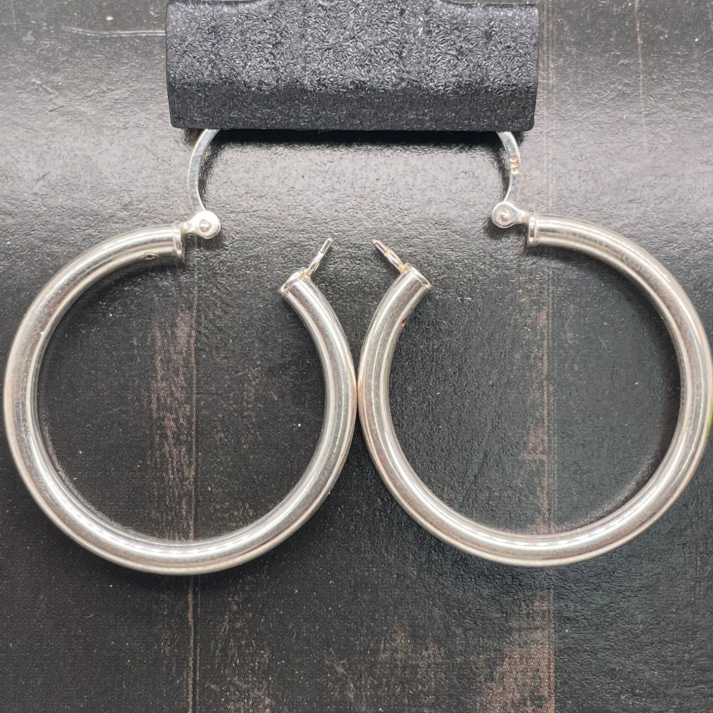 925 Sterling Silver Huggies Earrings 29.50x29.50mm