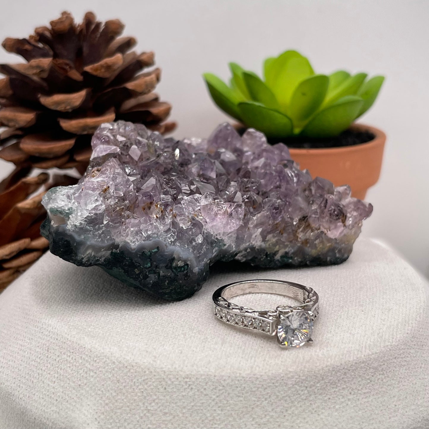 1.34 Carat Round Brilliant Lab Created / Naturel Diamond Engagement Ring