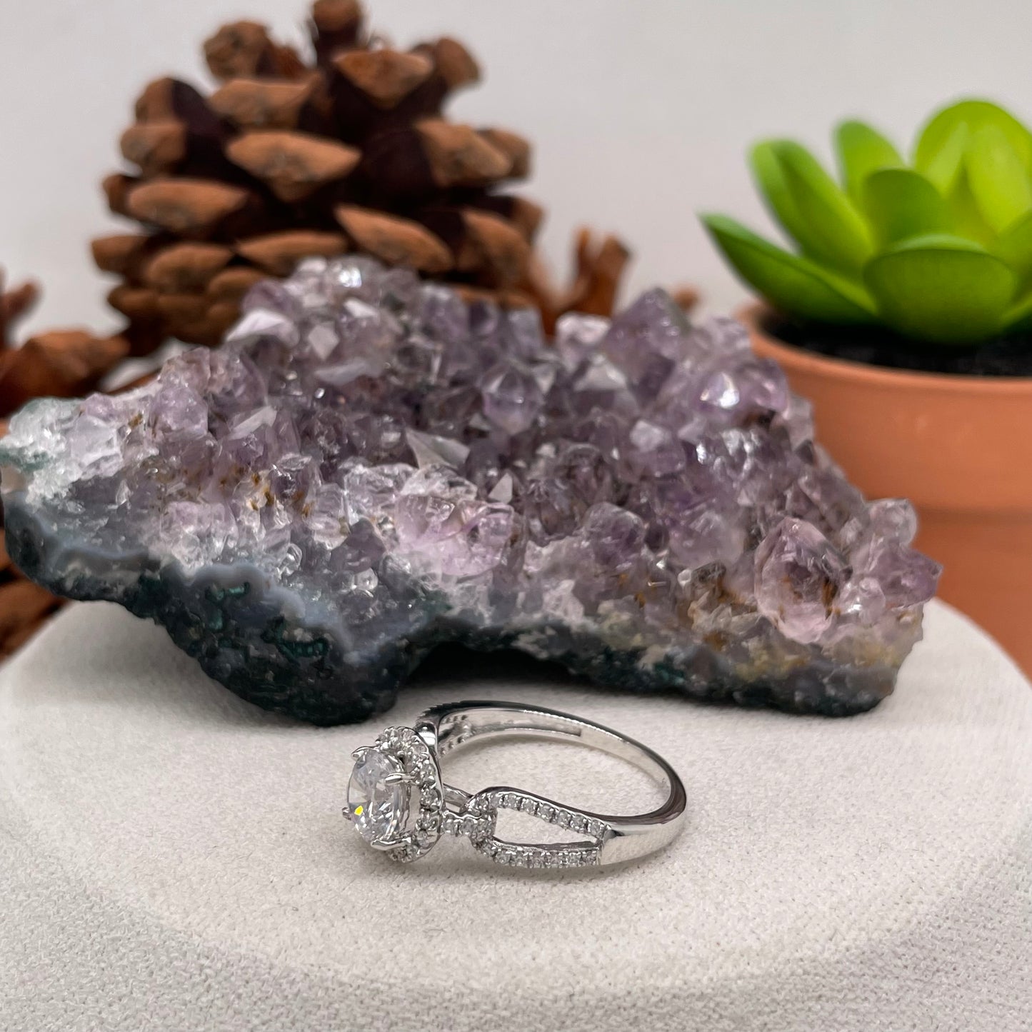 1.13 Carat Round Brilliant Lab Created / Naturel Diamond Engagement Ring