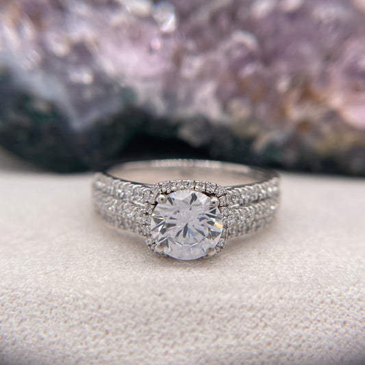 1.60 Carat Round Brilliant Lab Created / Naturel Diamond Engagement Ring Diamond Ring