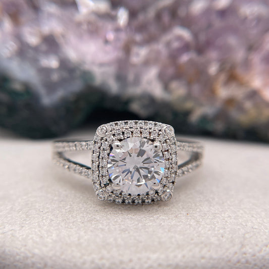 1.40 Carat Round Brilliant Lab Created / Naturel Diamond Engagement Ring Diamond Ring