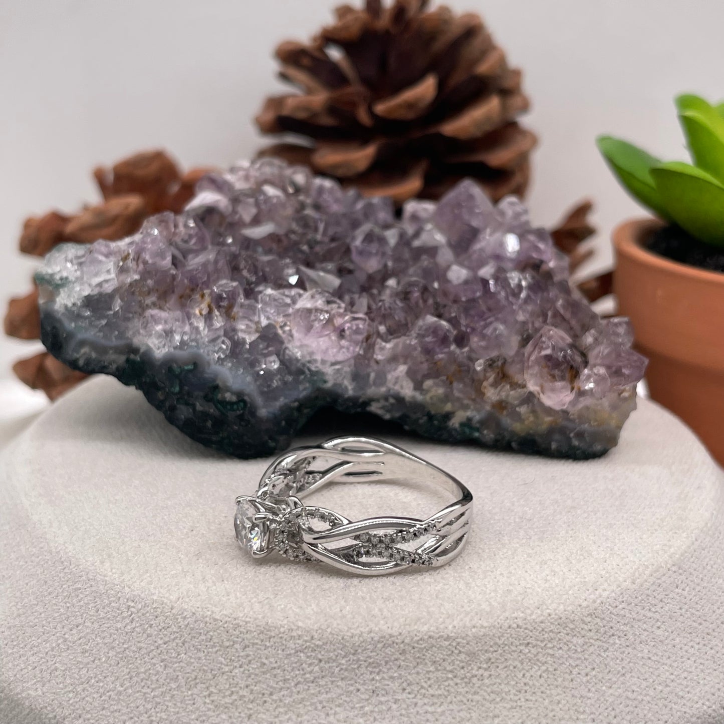 0.82 Carat Round Brilliant Lab Created / Naturel Diamond Engagement Ring Diamond Ring