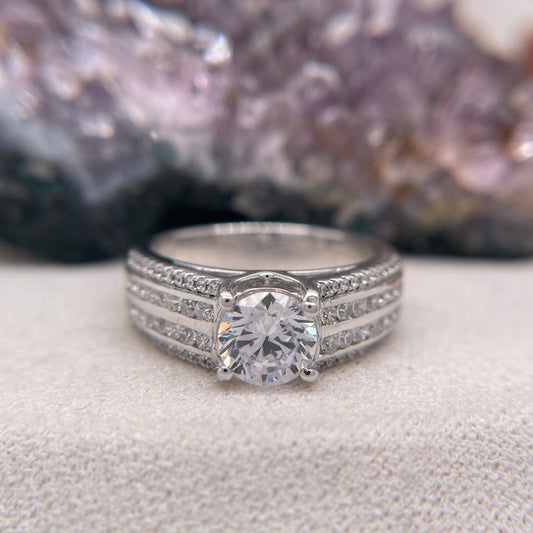 1.62 Carat Round Brilliant Lab Created / Naturel Diamond Engagement Ring Diamond Ring
