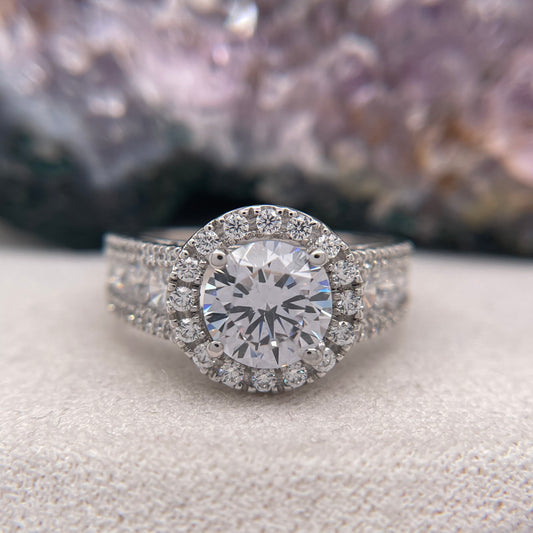 2.60 Carat Round Brilliant Lab Created / Naturel Diamond Engagement Ring Diamond Ring