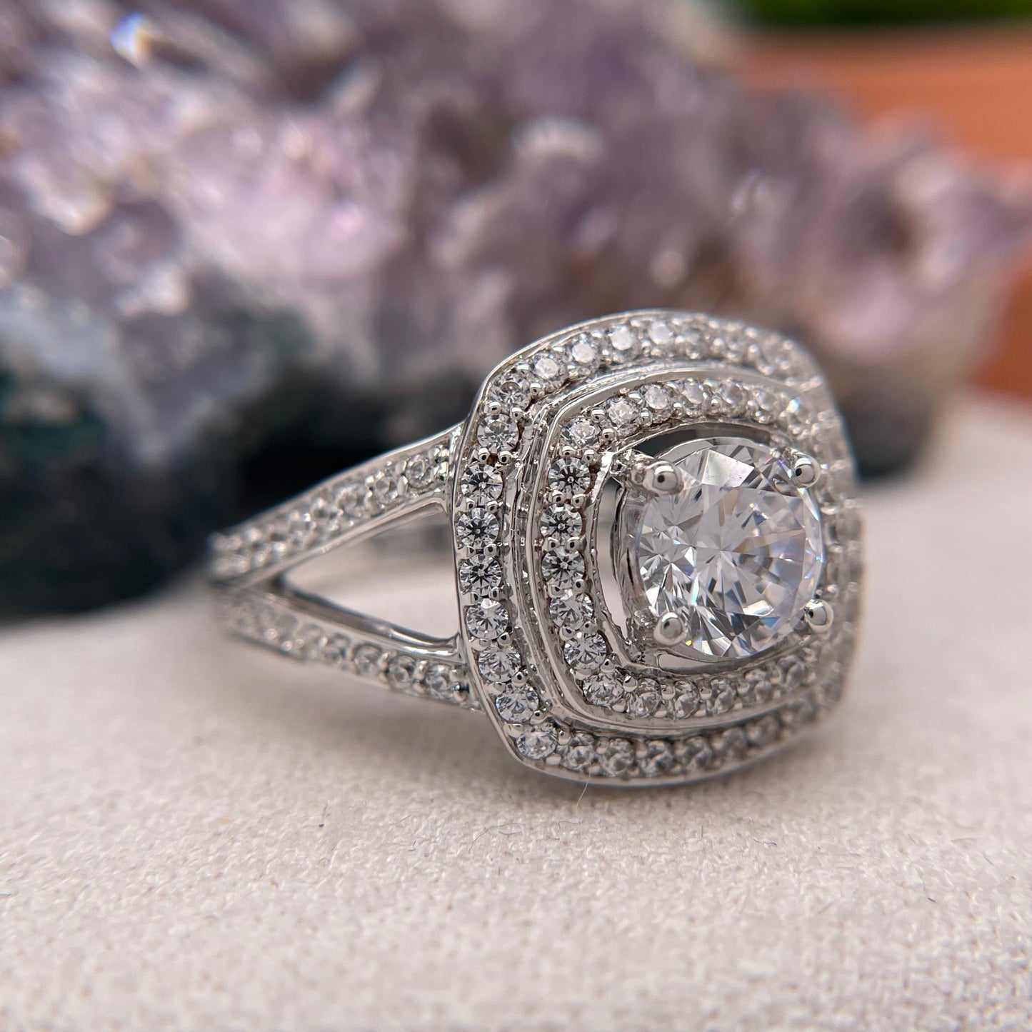 1.65 Carat Round Brilliant Lab Created / Naturel Diamond Engagement Ring Diamond Ring