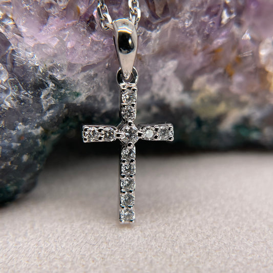 14K White Gold Cross Pendant with Diamond