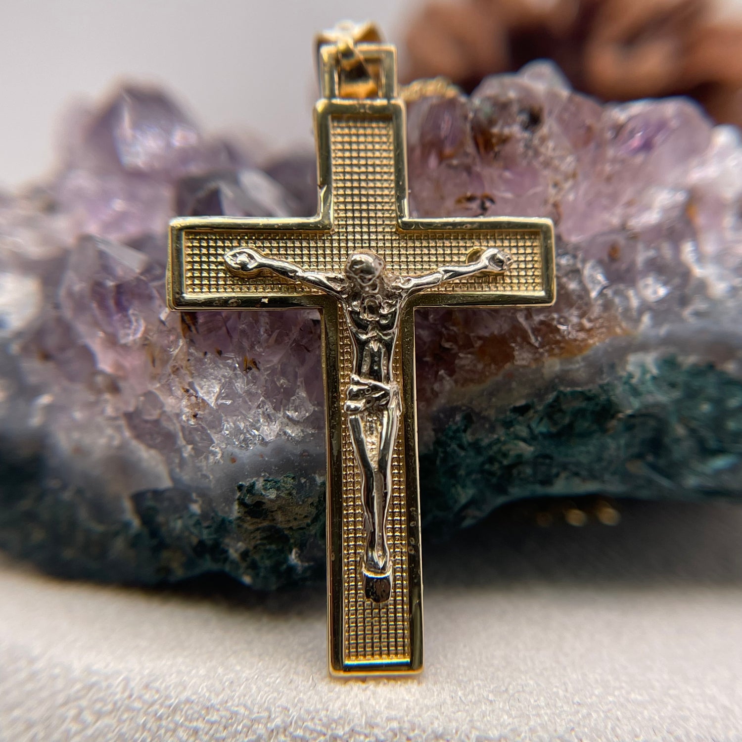 14K Yellow Gold Cross Pendant