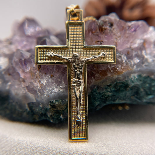 14K Yellow Gold Cross Pendant