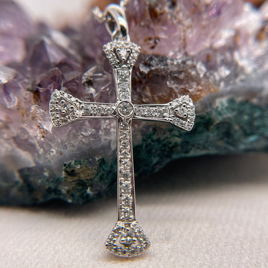 14K White Gold Cross Pendant with Diamond