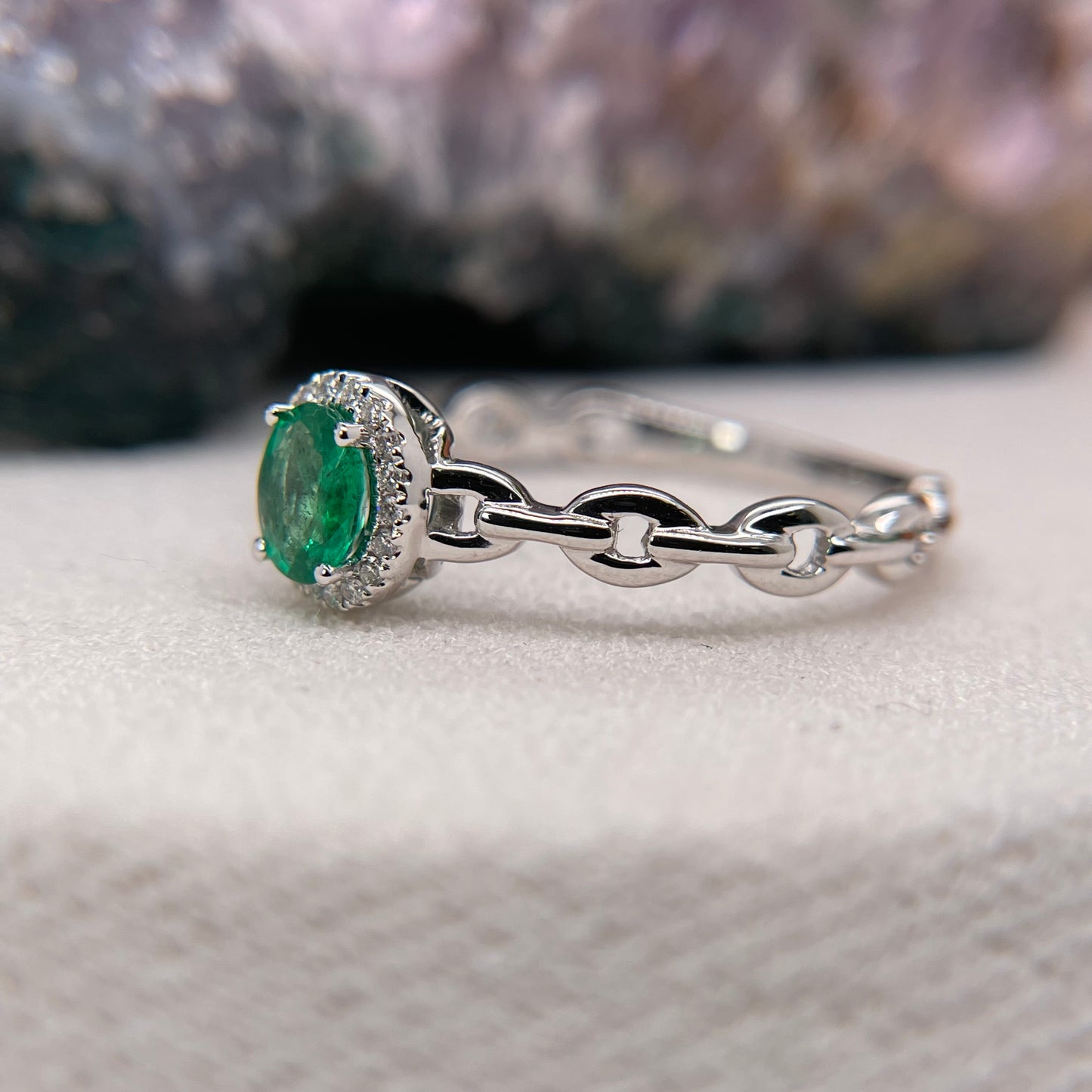 14K White Gold Emerald Ring with Diamond