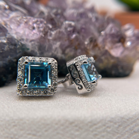 14K White Gold Blue Topaz Earring with Diamond