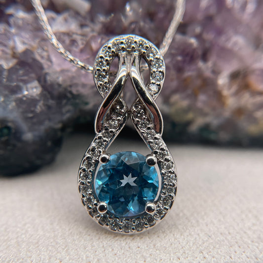 14K White Gold Topaz Pendant with Diamond