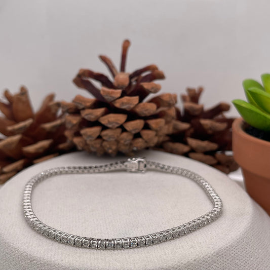 14K White Gold Tennis Bracelet with 1.92CT Diamond