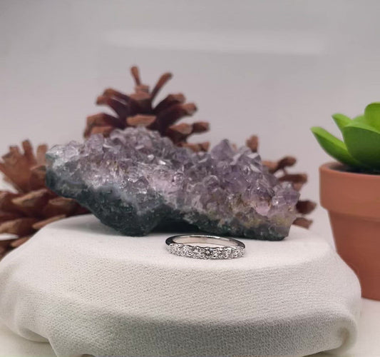 14K White Gold Ring with Diamond