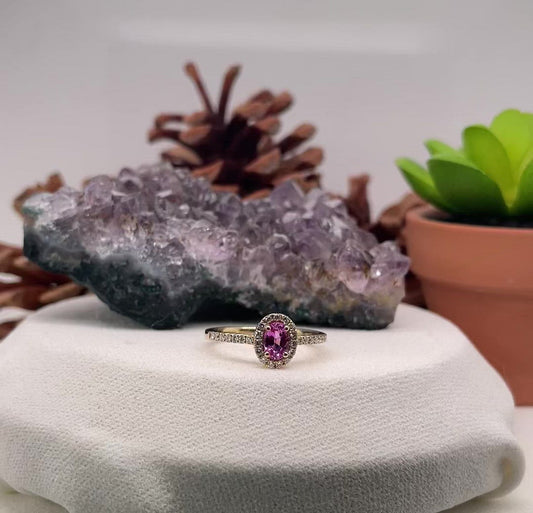 14K Yellow Gold Sapphire Ring with Diamond